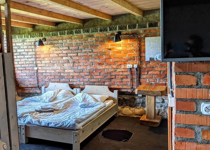 Chalet Vasanna *